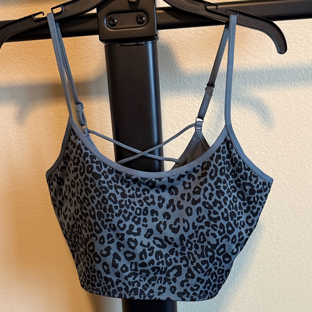 *SET* VS Pink Active Leopard Print Sports Bra & Leggings Set